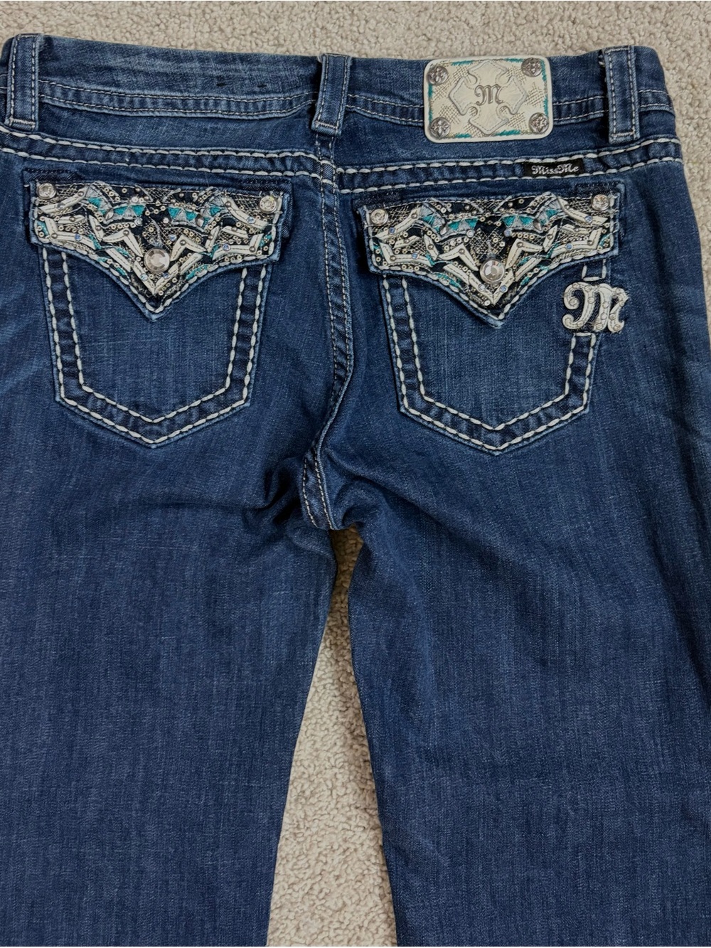Womens MISS ME Mid Rise Easy BOOT CUT Flap Pocket JEWELED Stretch Denim JEANS 33 - Picture 4 of 7
